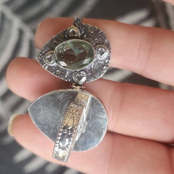 New Tsavorite 925 Silver Hearts Poison Ring. - Picture 11 of 16